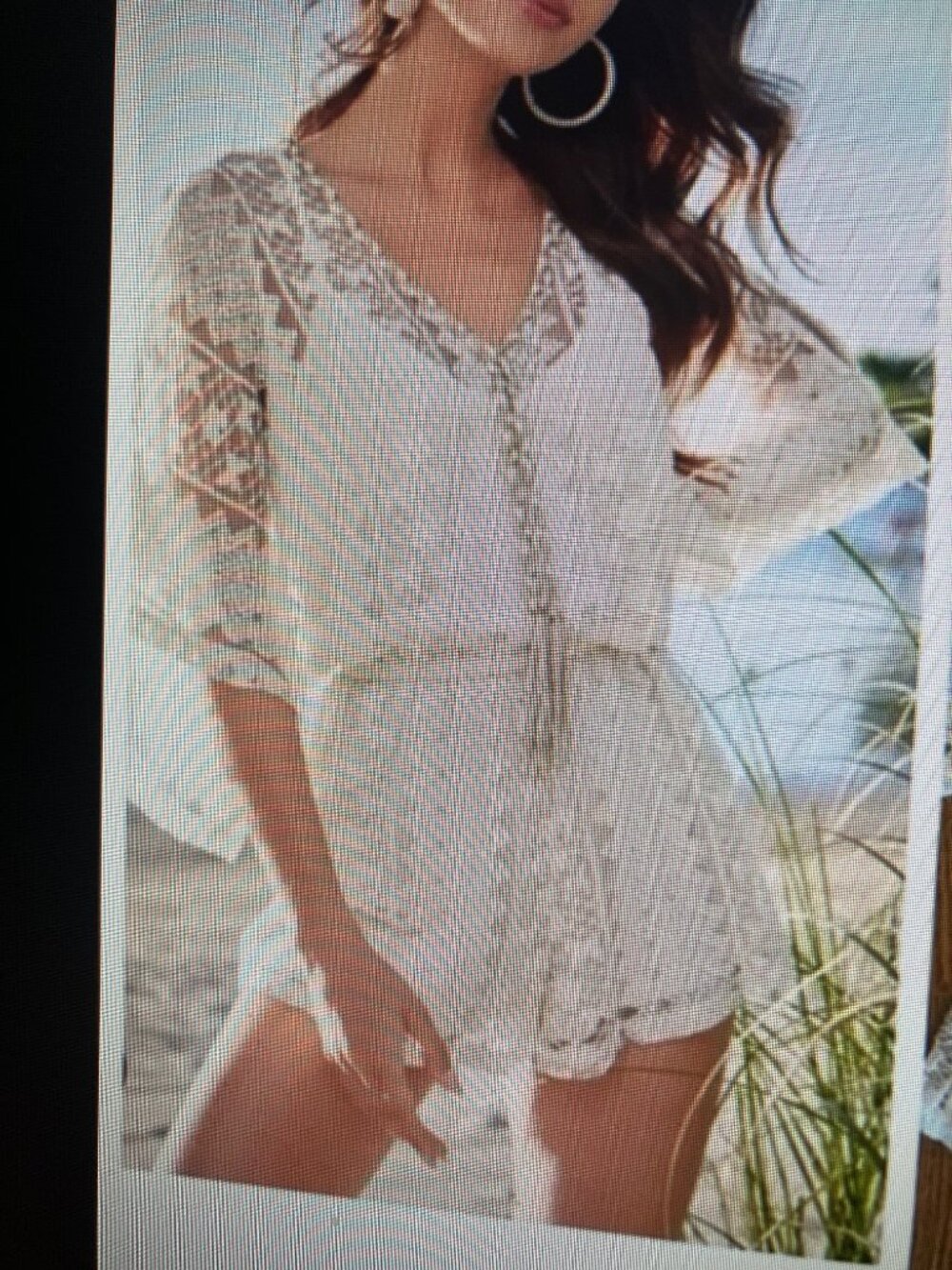 VENUS - Cream Lace Romper - NWOT - MEDIUM